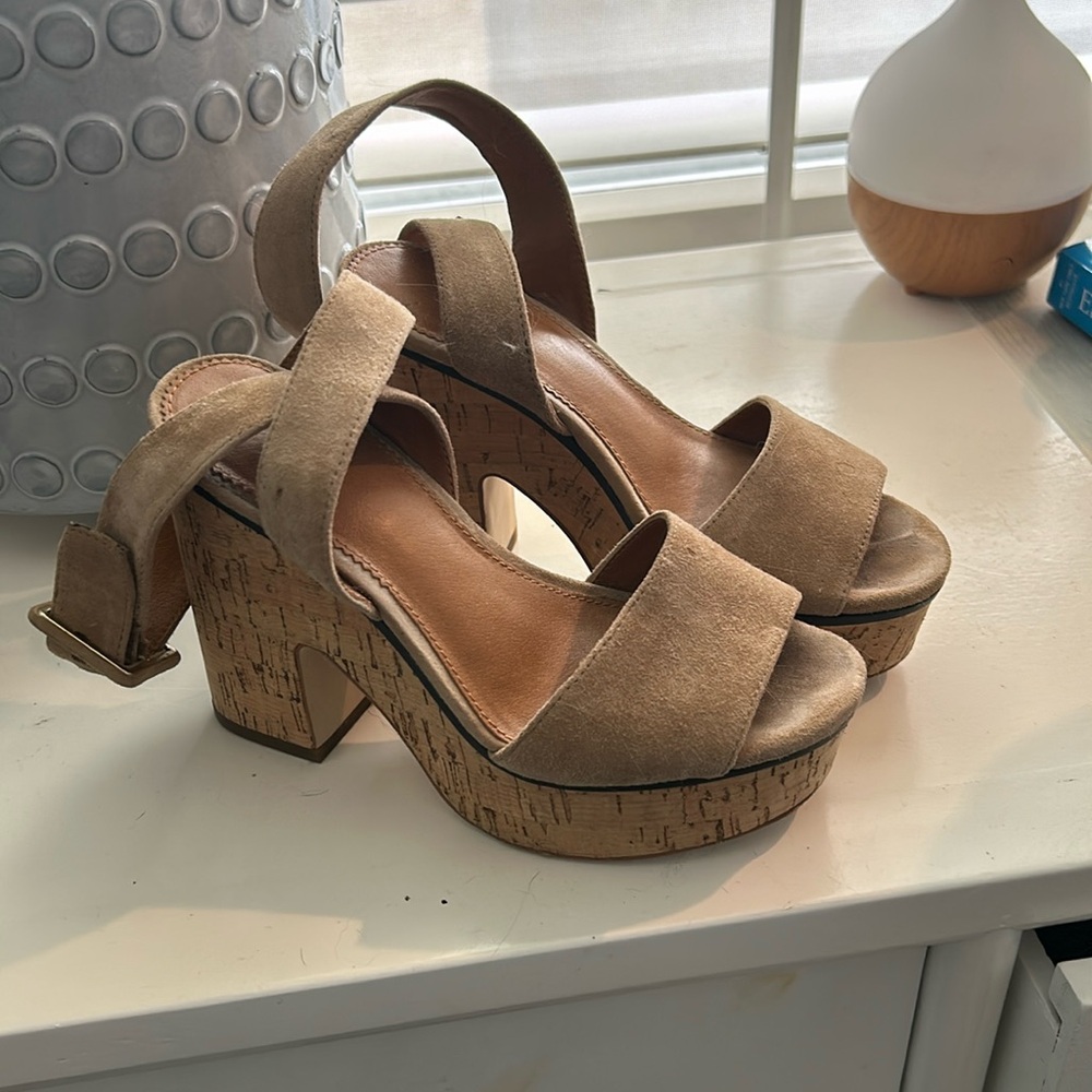 Tan suede Sarto criss cross sandals in size 4